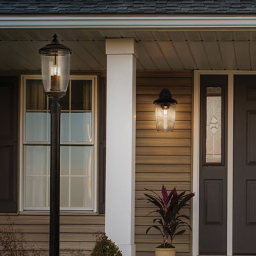 Outdoor Rustic Post Lighting